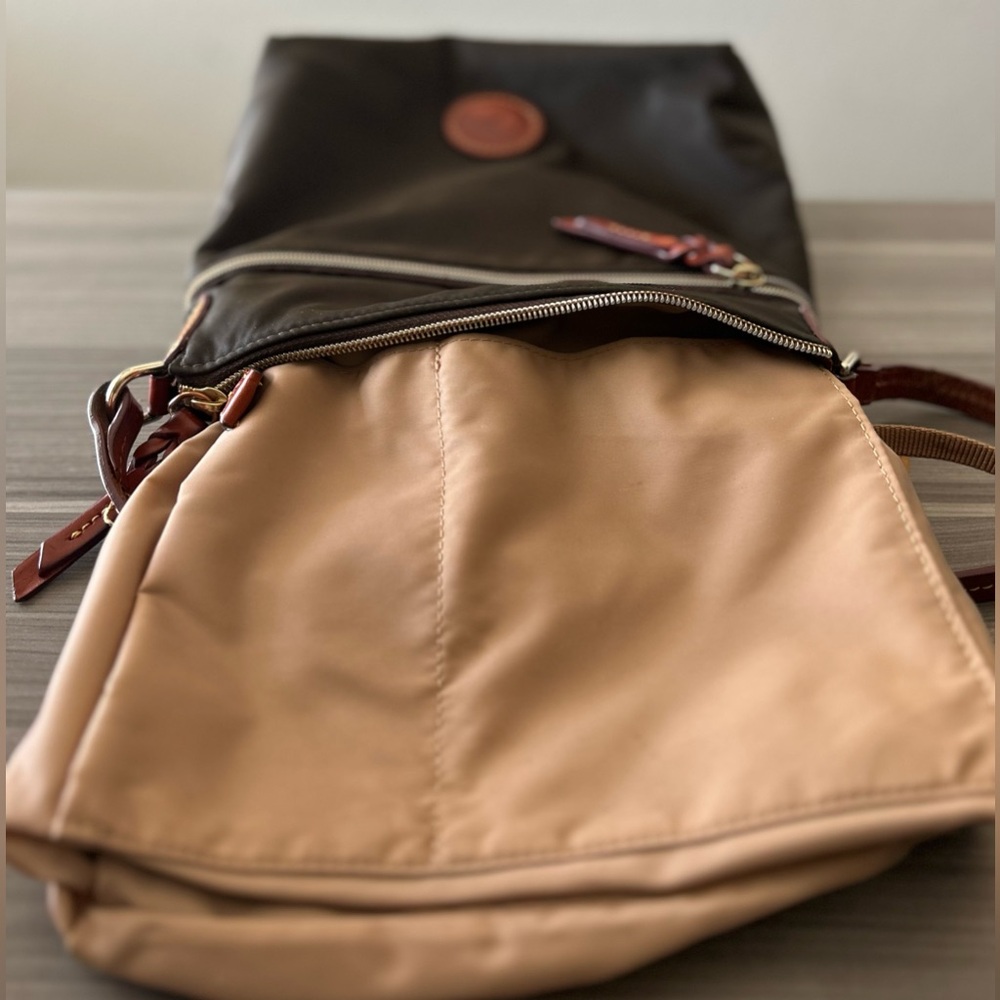 Dooney and Bourke handbag - Picture 8 of 10